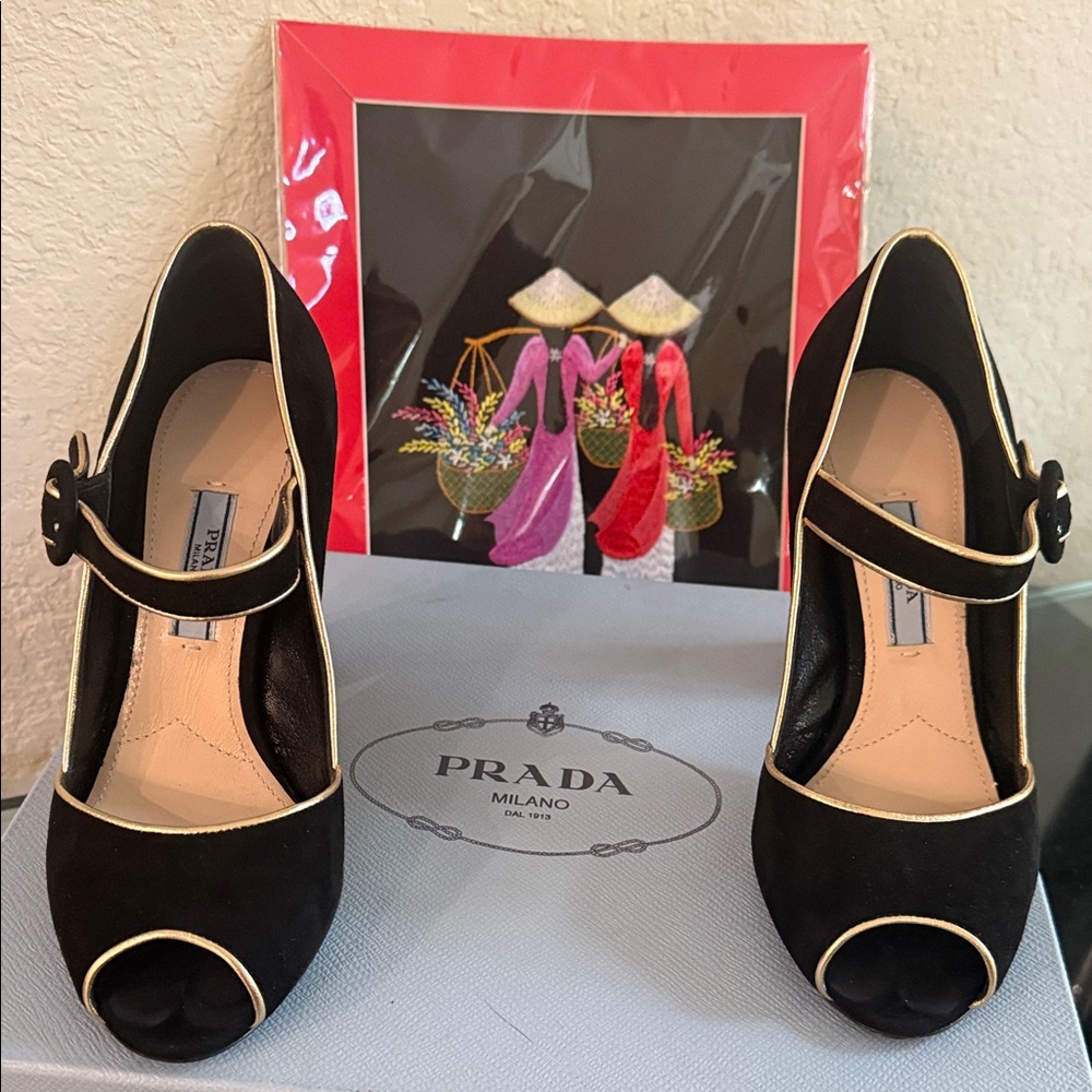 Prada Black and Cream Mary Jane Heels